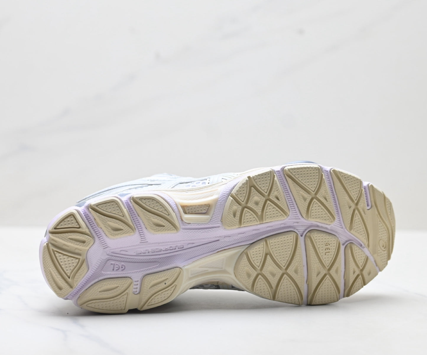 ASICS Gel-Cumulus 16 Sneaker