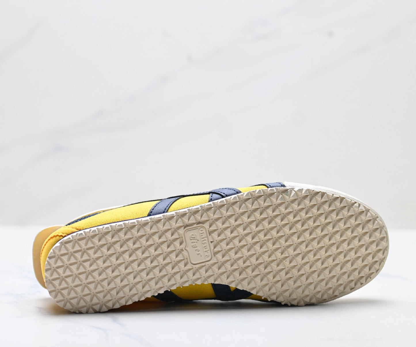 Onitsuka Tiger Mexico 66 Sneaker