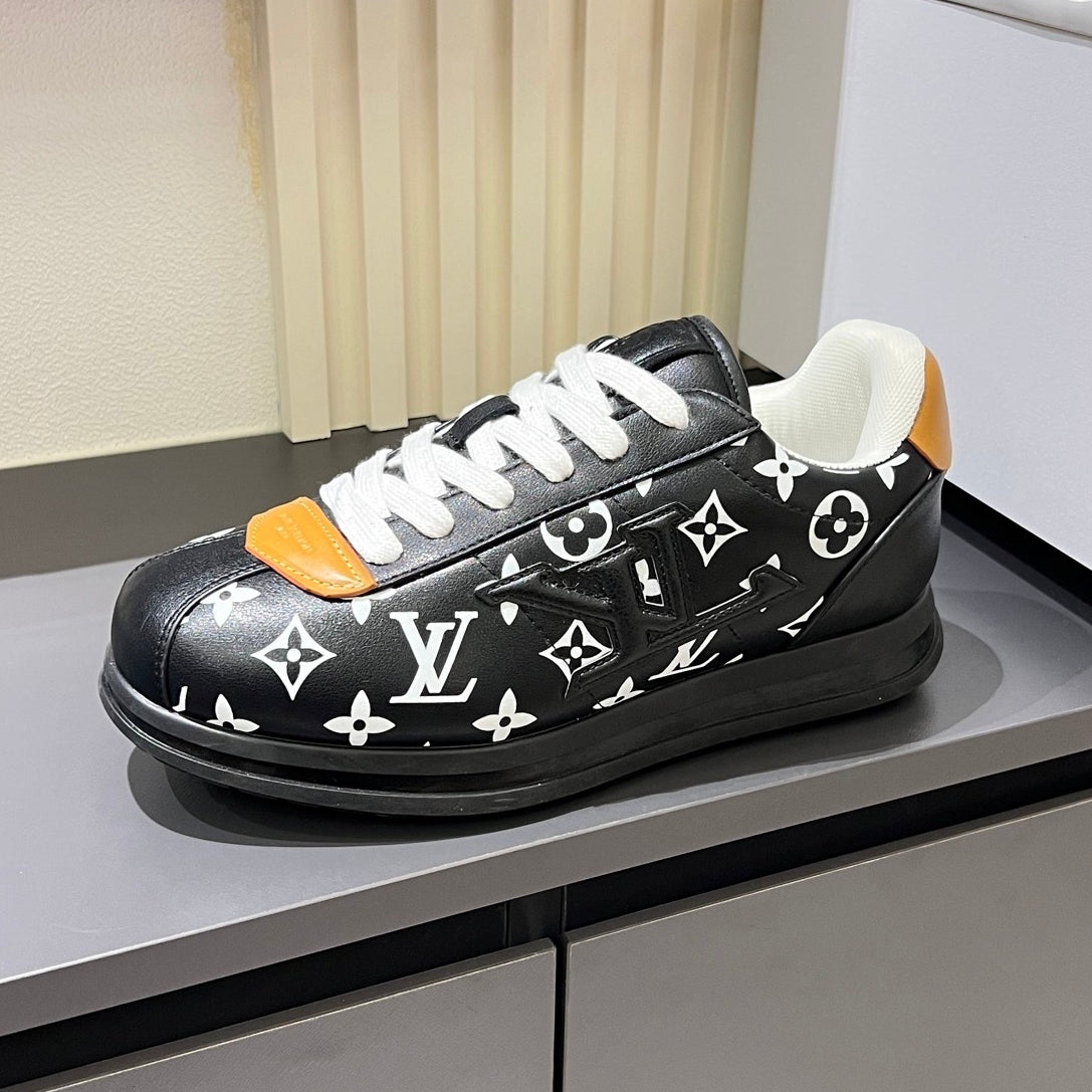 Men's casual sneakers