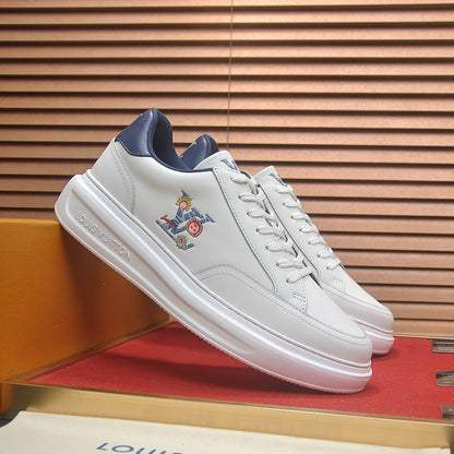 Men's casual sneakers