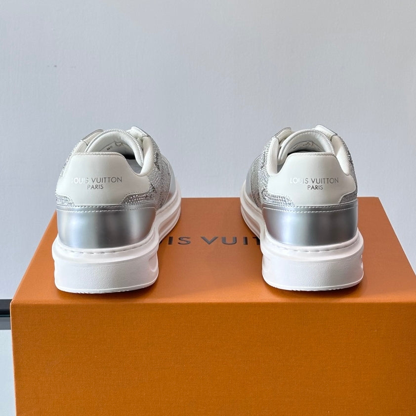 Men's casual sneakers