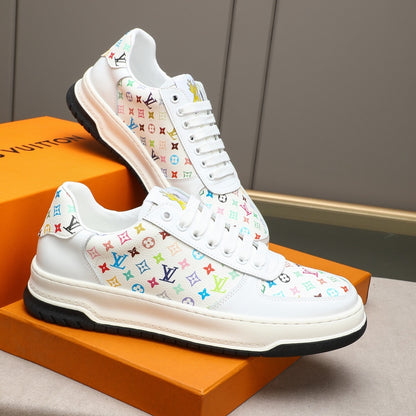 Men's casual sneakers