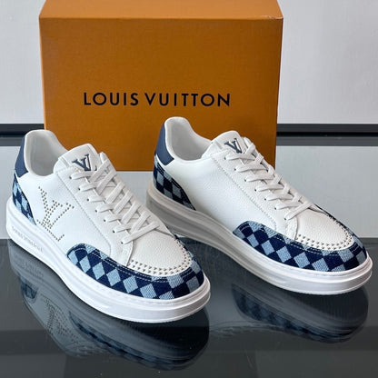 Men's casual sneakers