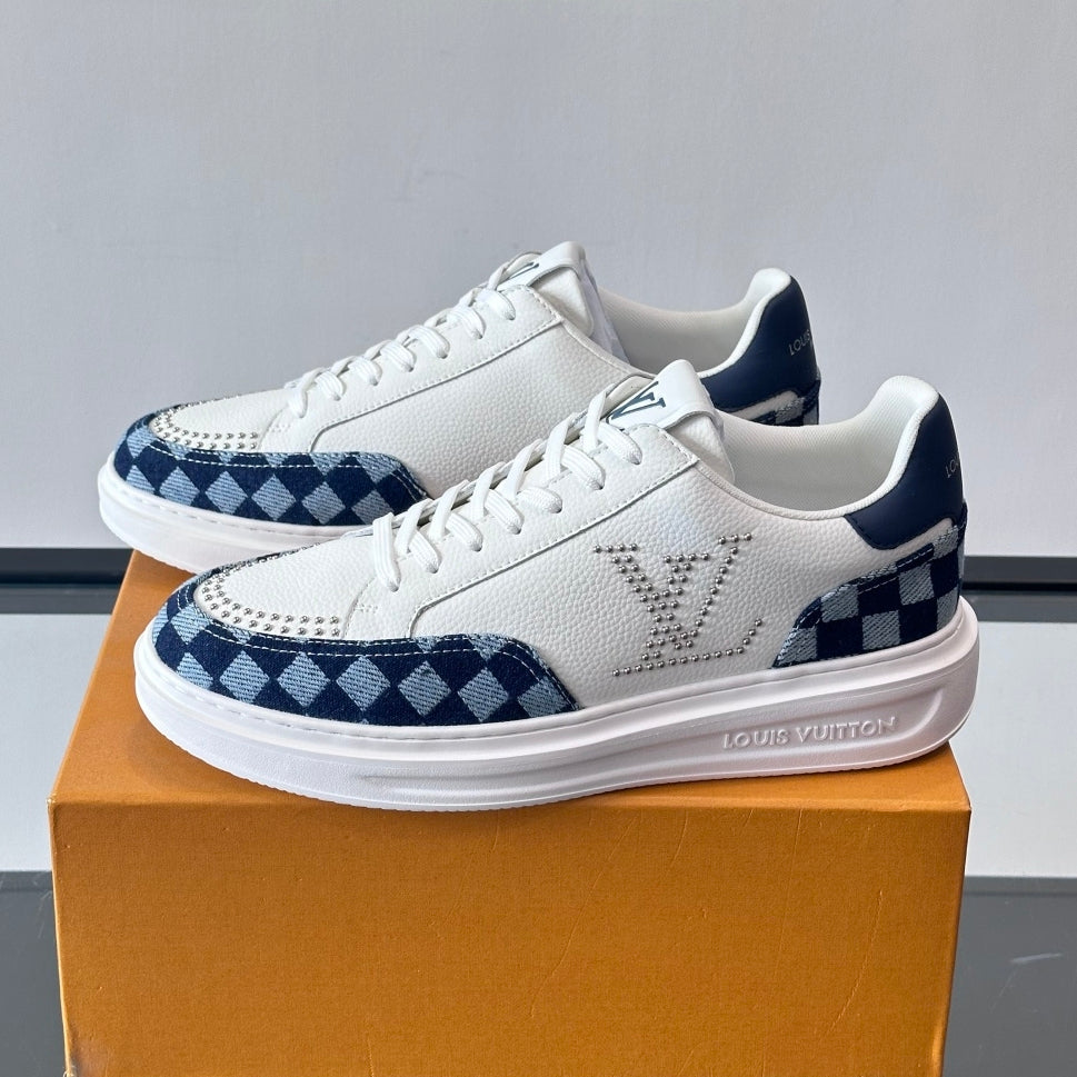 Men's casual sneakers