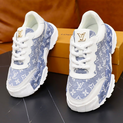 Men's casual sneakers