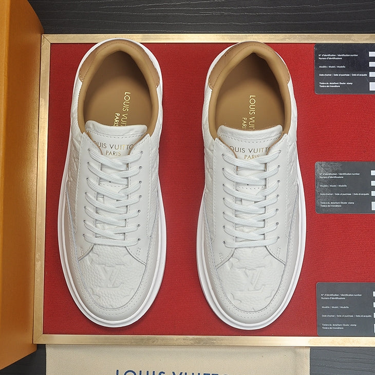 Men's casual sneakers