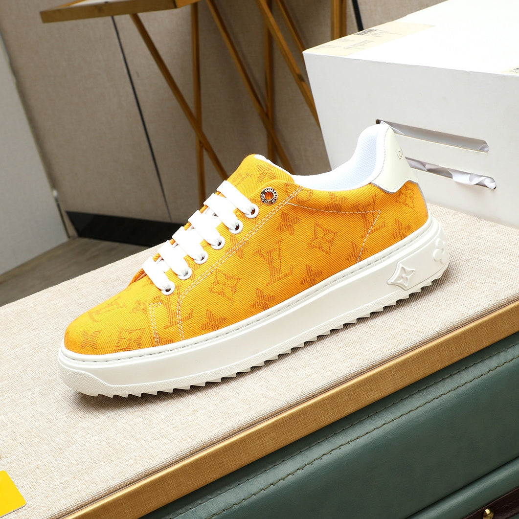 Men's casual sneakers
