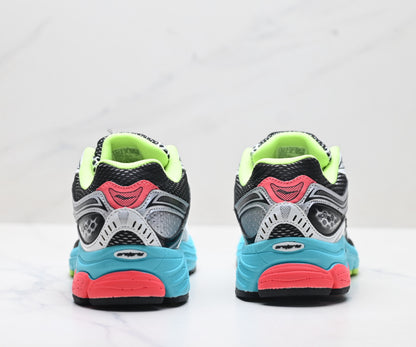 Saucony Pro Grid Omni 9 White-Blue Running Sneaker