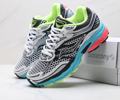 Saucony Pro Grid Omni 9 White-Blue Running Sneaker