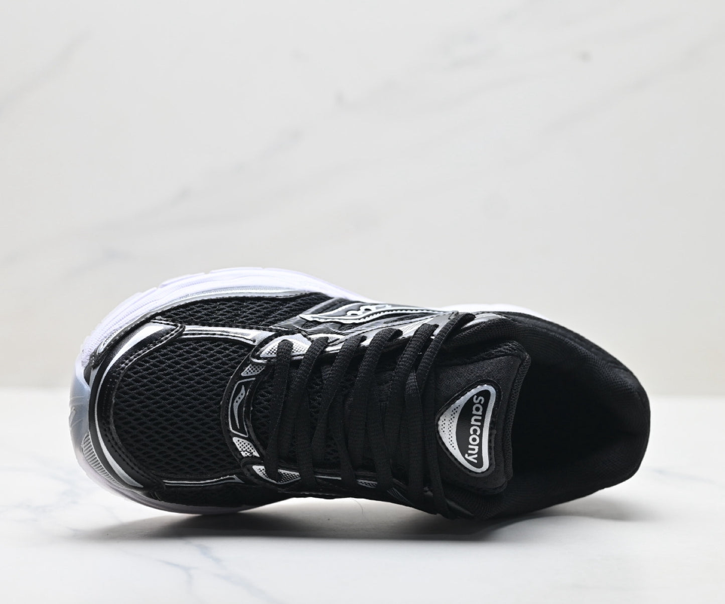 Saucony Pro Grid Omni 9 Black-White Running Sneaker