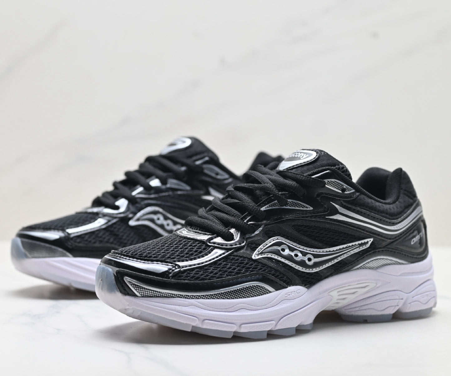 Saucony Pro Grid Omni 9 Black-White Running Sneaker