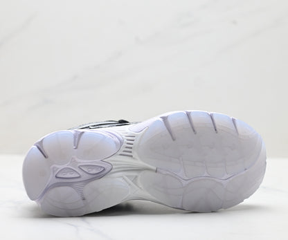Saucony Pro Grid Omni 9 Black-White Running Sneaker