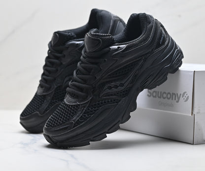 Saucony Pro Grid Omni 9 Black Running Sneaker