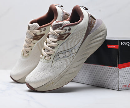 Saucony Triumph 22 Beige Ultralight Running Sneaker