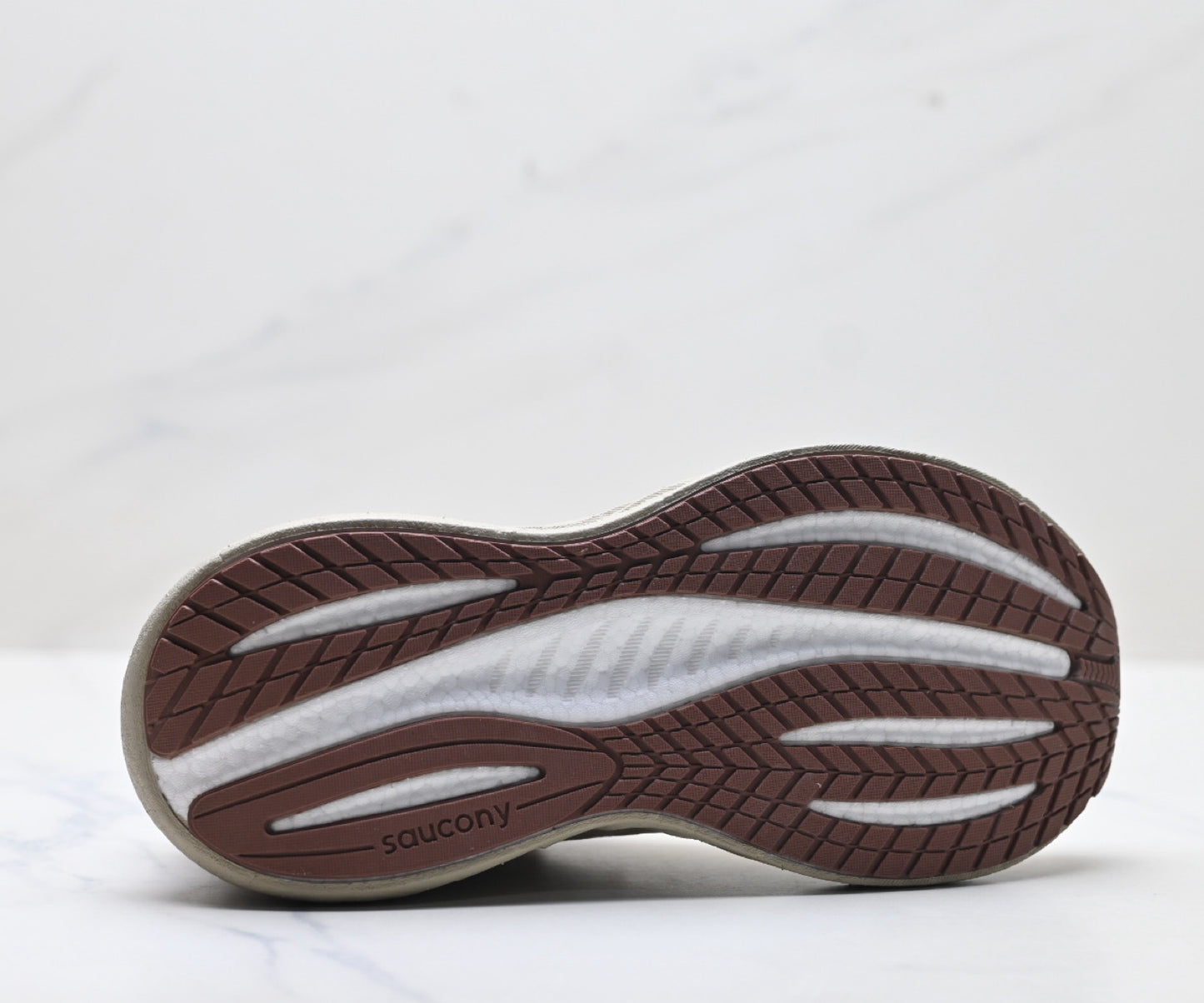 Saucony Triumph 22 Beige Ultralight Running Sneaker