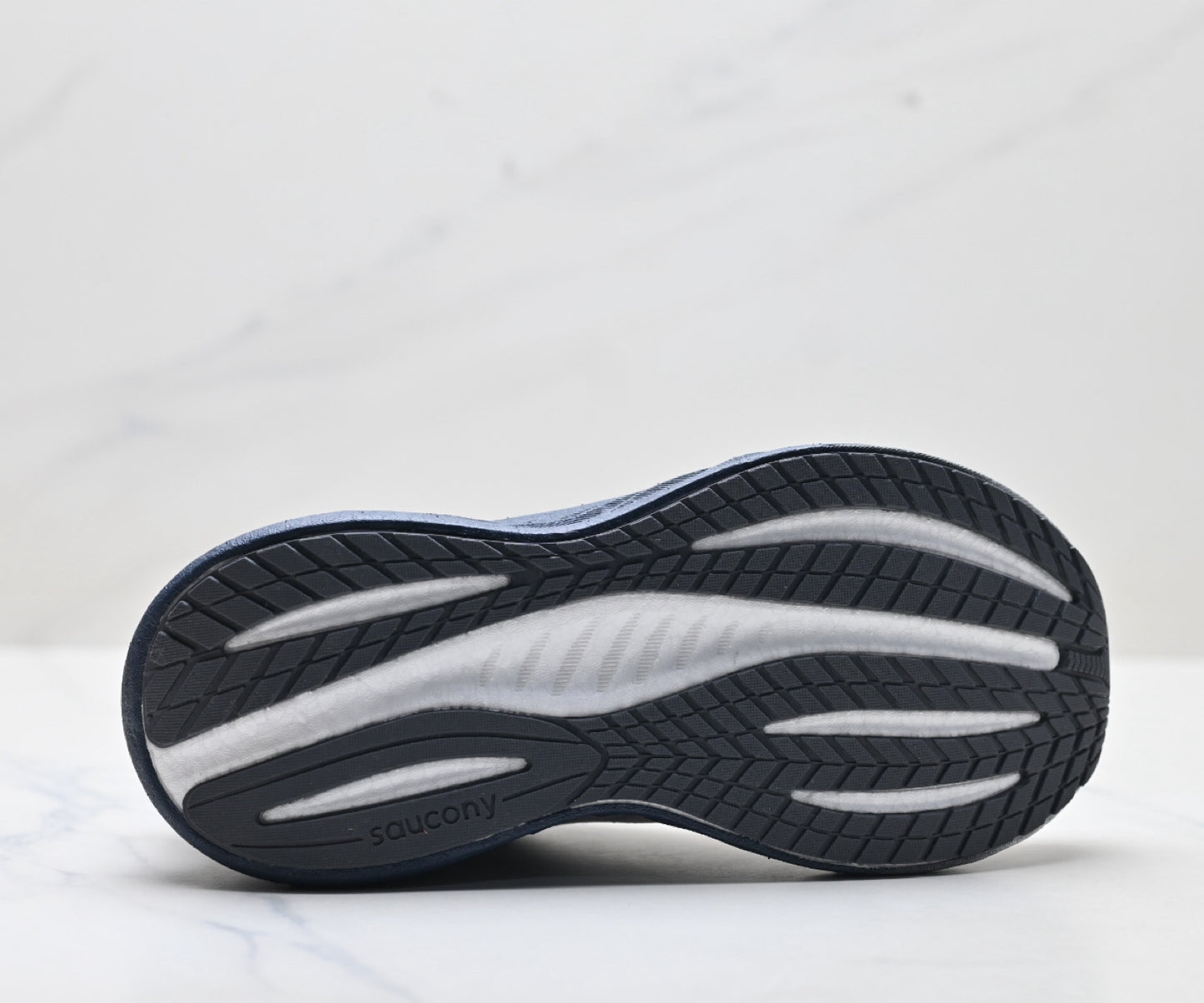 Saucony Triumph 22 Gray-Navy Ultralight Running Sneaker