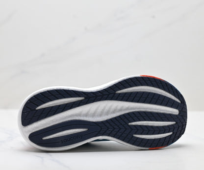 Saucony Triumph 22 Blue Ultralight Running Sneaker