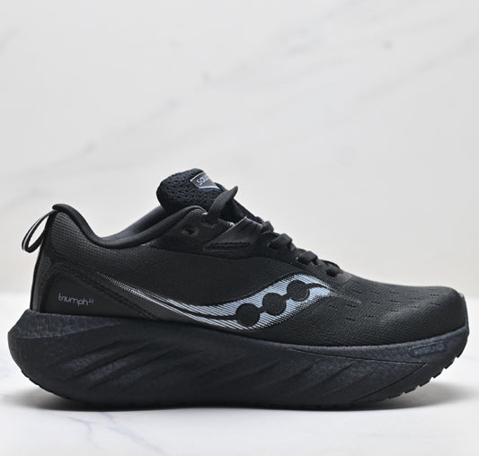 Saucony Triumph 22 Black Ultralight Running Sneaker