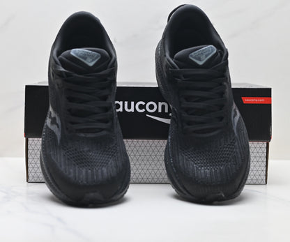 Saucony Triumph 21 Black Ultralight Running Sneaker