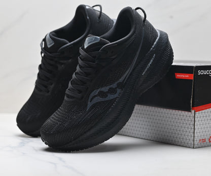 Saucony Triumph 21 Black Ultralight Running Sneaker