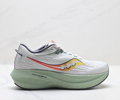 Saucony Triumph 21 Gray Ultralight Running Sneaker