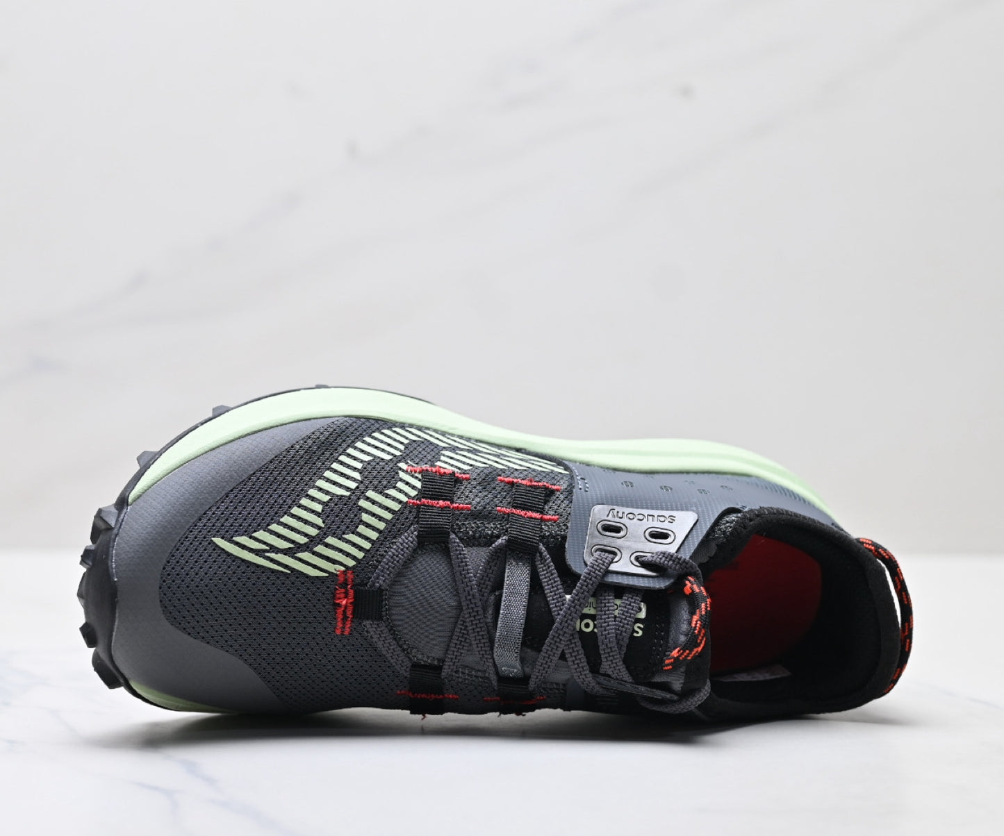 Saucony ENDORPHIN RIFT Black-Green Men‘s Running Sneaker