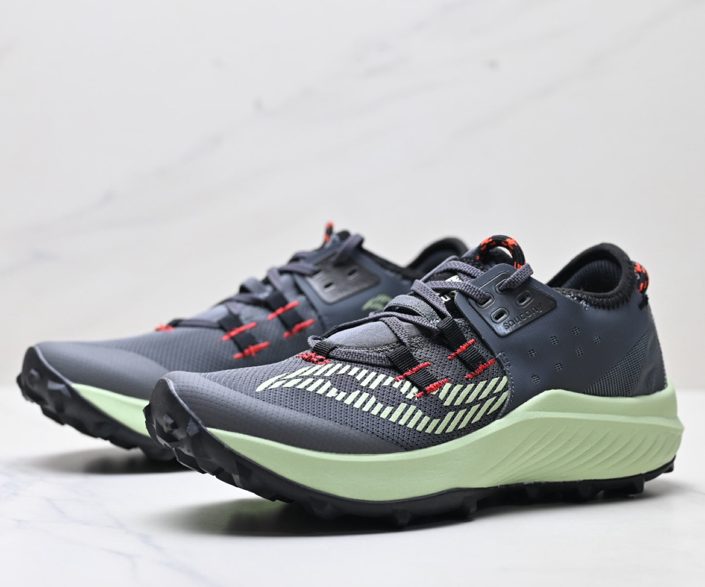 Saucony ENDORPHIN RIFT Black-Green Men‘s Running Sneaker