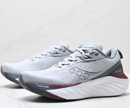 Saucony Triumph 22 Gray-White Ultralight Running Sneaker