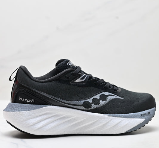 Saucony Triumph 22 Black-White Ultralight Running Sneaker