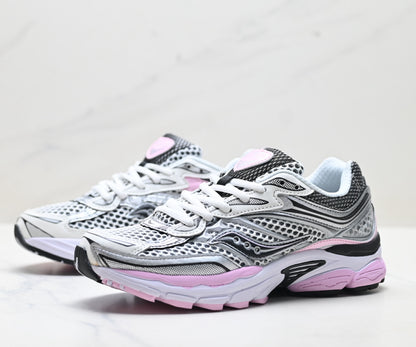 Saucony Pro Grid Omni 9 Women Running Sneaker