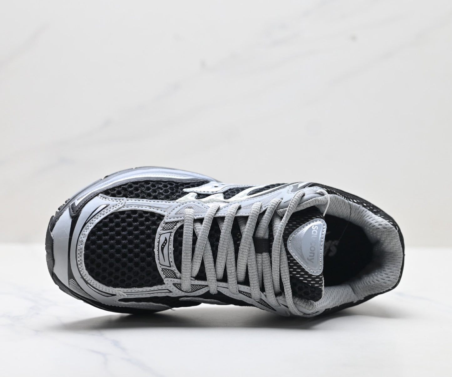 Saucony Pro Grid Omni 9 Black-Silver Men’s Running Sneaker