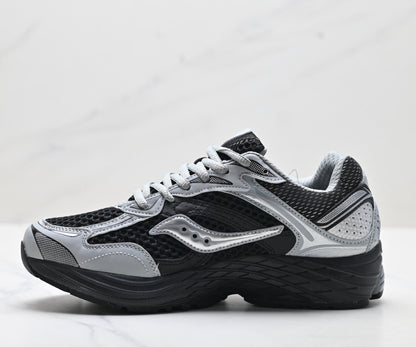 Saucony Pro Grid Omni 9 Black-Silver Men’s Running Sneaker