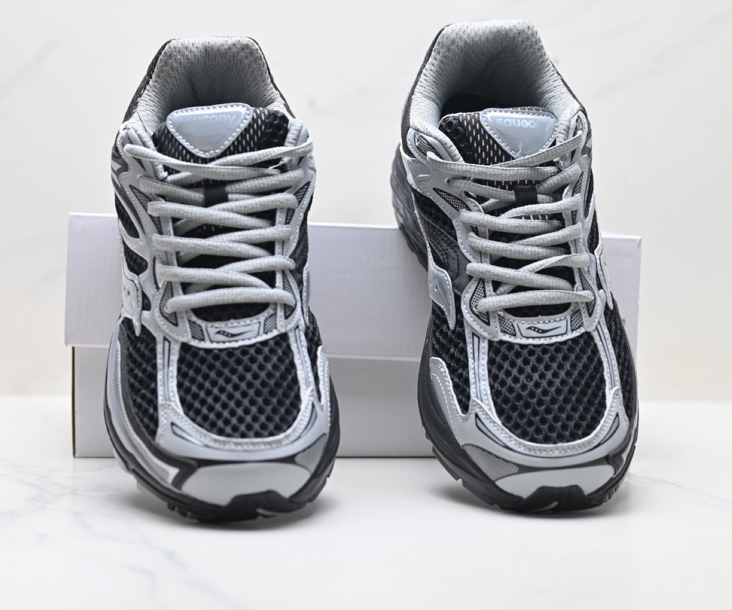 Saucony Pro Grid Omni 9 Black-Silver Men’s Running Sneaker