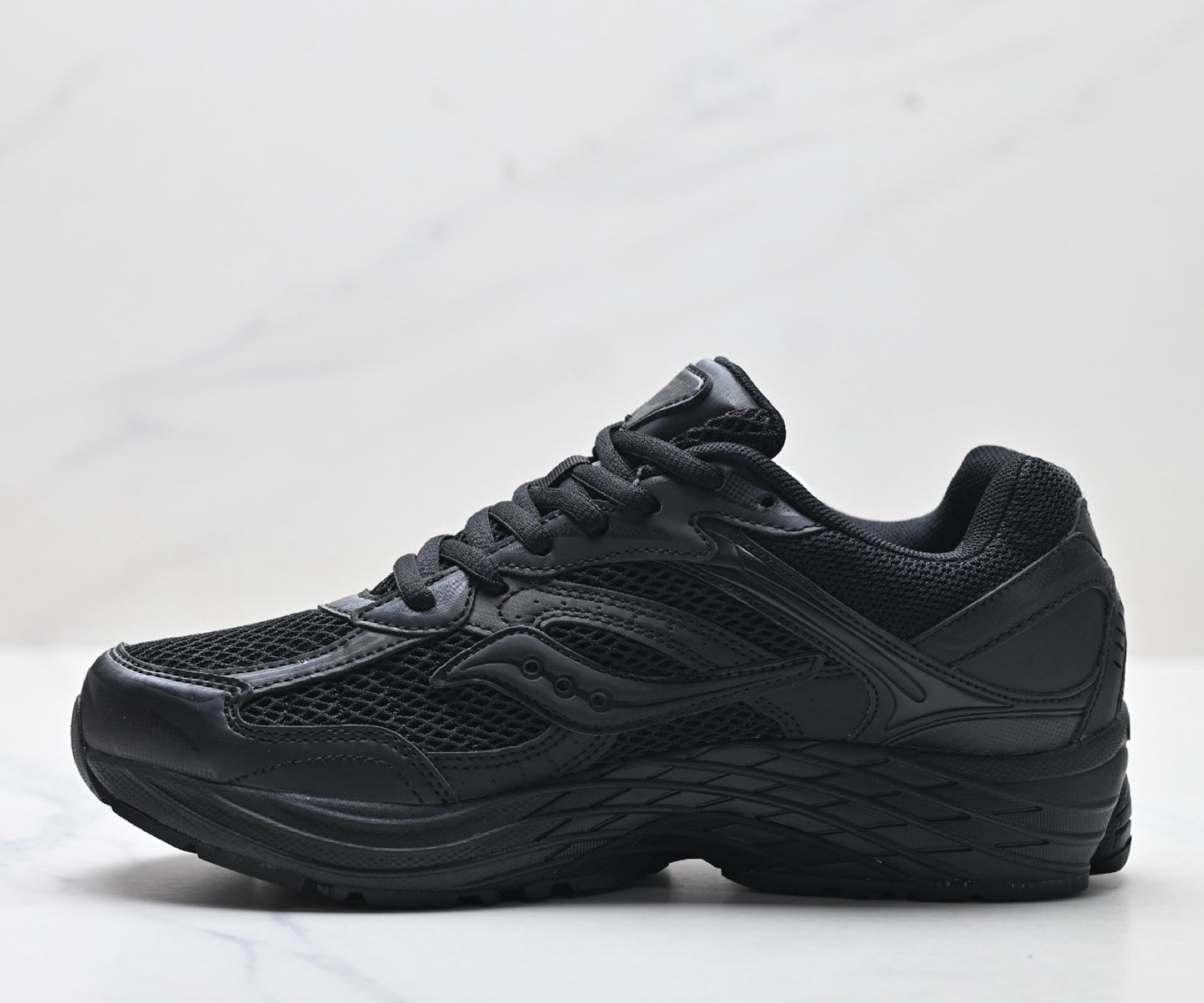 Saucony Pro Grid Omni 9 Black Men’s Running Sneaker