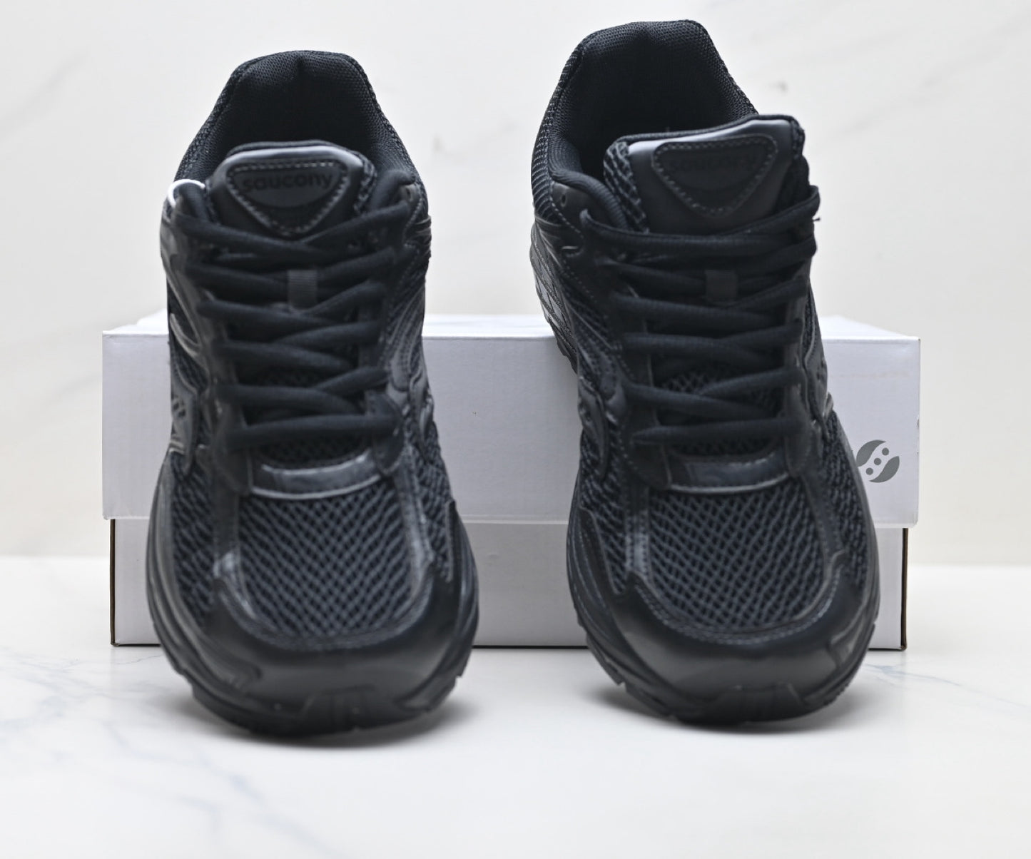 Saucony Pro Grid Omni 9 Black Men’s Running Sneaker