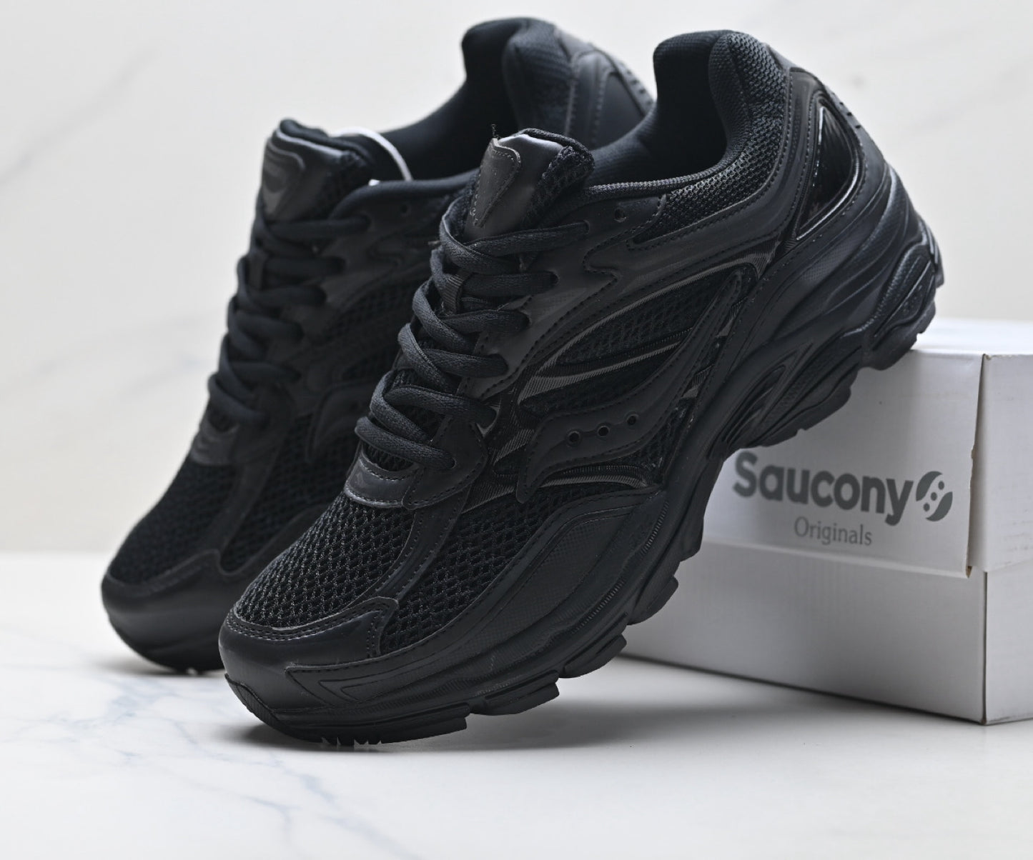 Saucony Pro Grid Omni 9 Black Men’s Running Sneaker