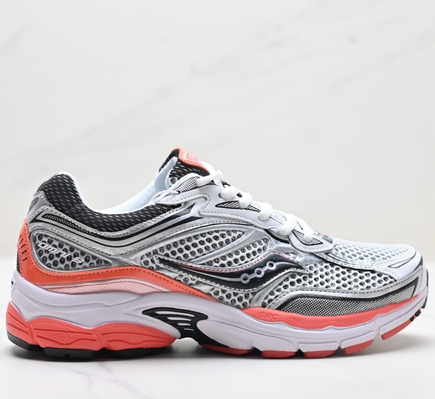 Saucony Pro Grid Omni 9 Black Men’s Running Sneaker