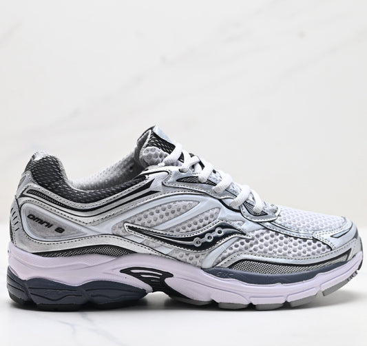 Saucony Pro Grid Omni 9 White Running Sneaker