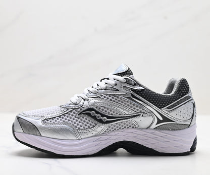 Saucony Pro Grid Omni 9 White Running Sneaker