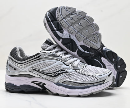Saucony Pro Grid Omni 9 White Running Sneaker