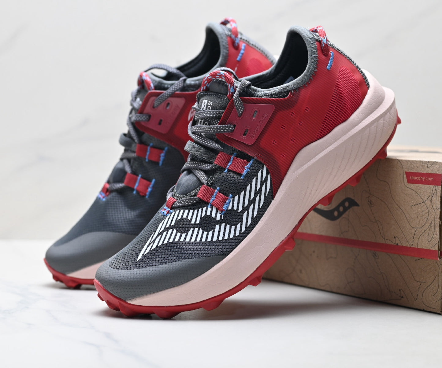 Saucony ENDORPHIN RIFT Red Men‘s Running Sneaker