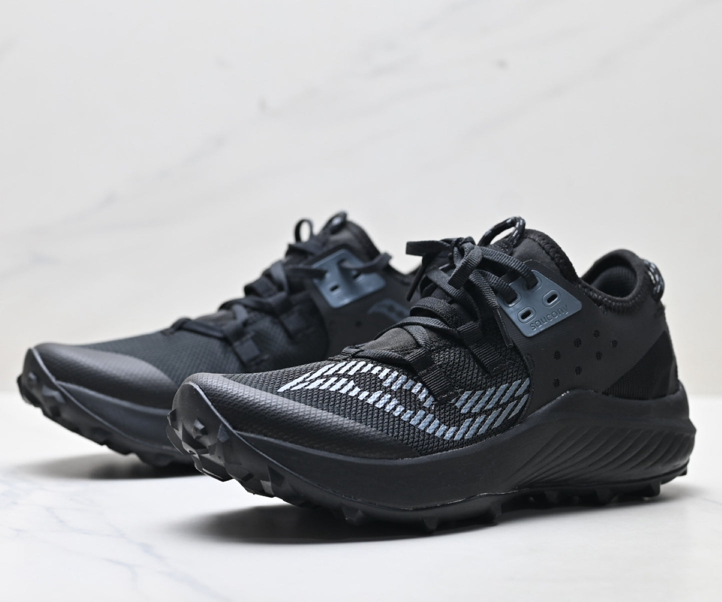 Saucony ENDORPHIN RIFT Black Men‘s Running Sneaker