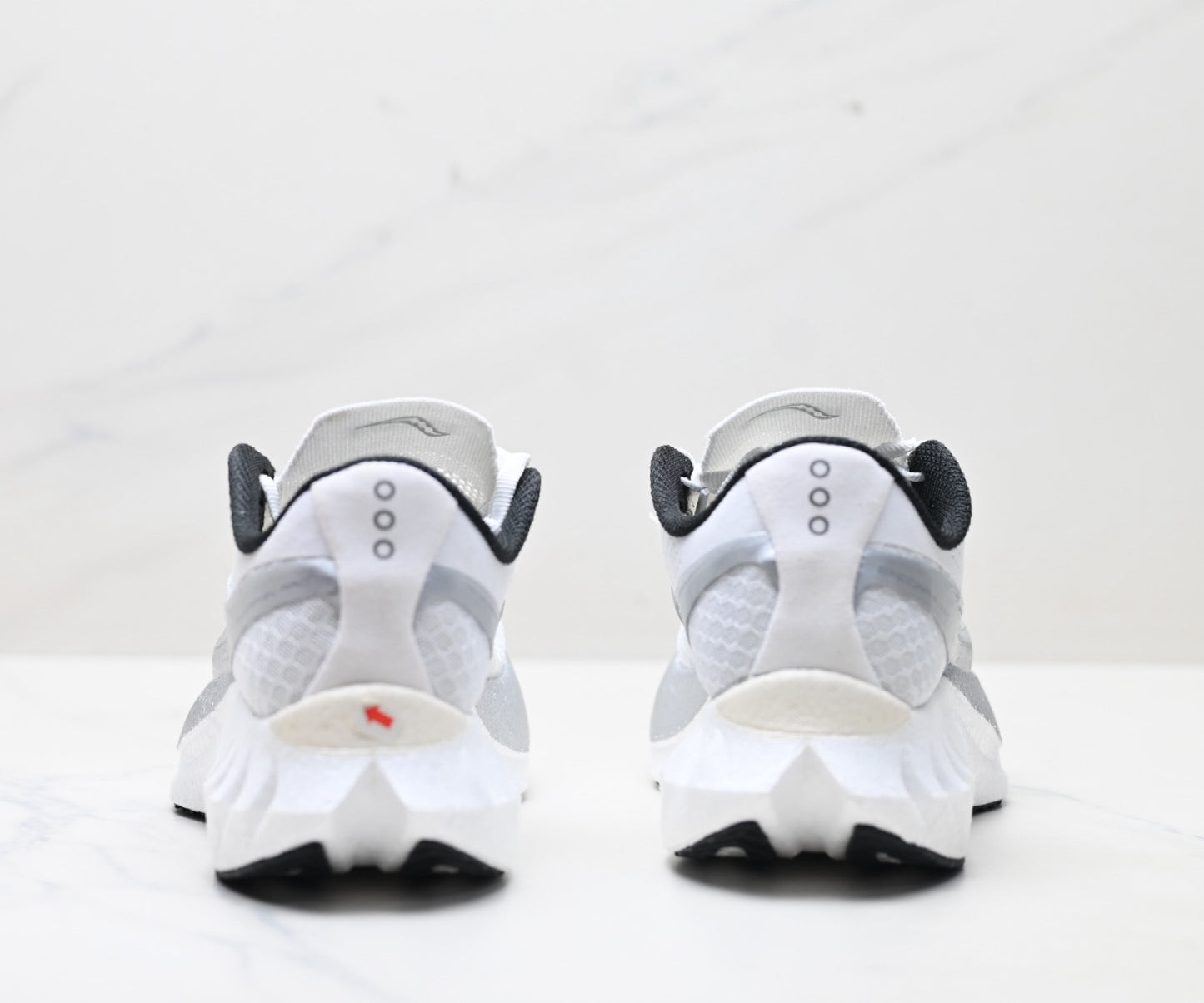 Saucony ENDORPHIN PRO4 White Running Sneaker