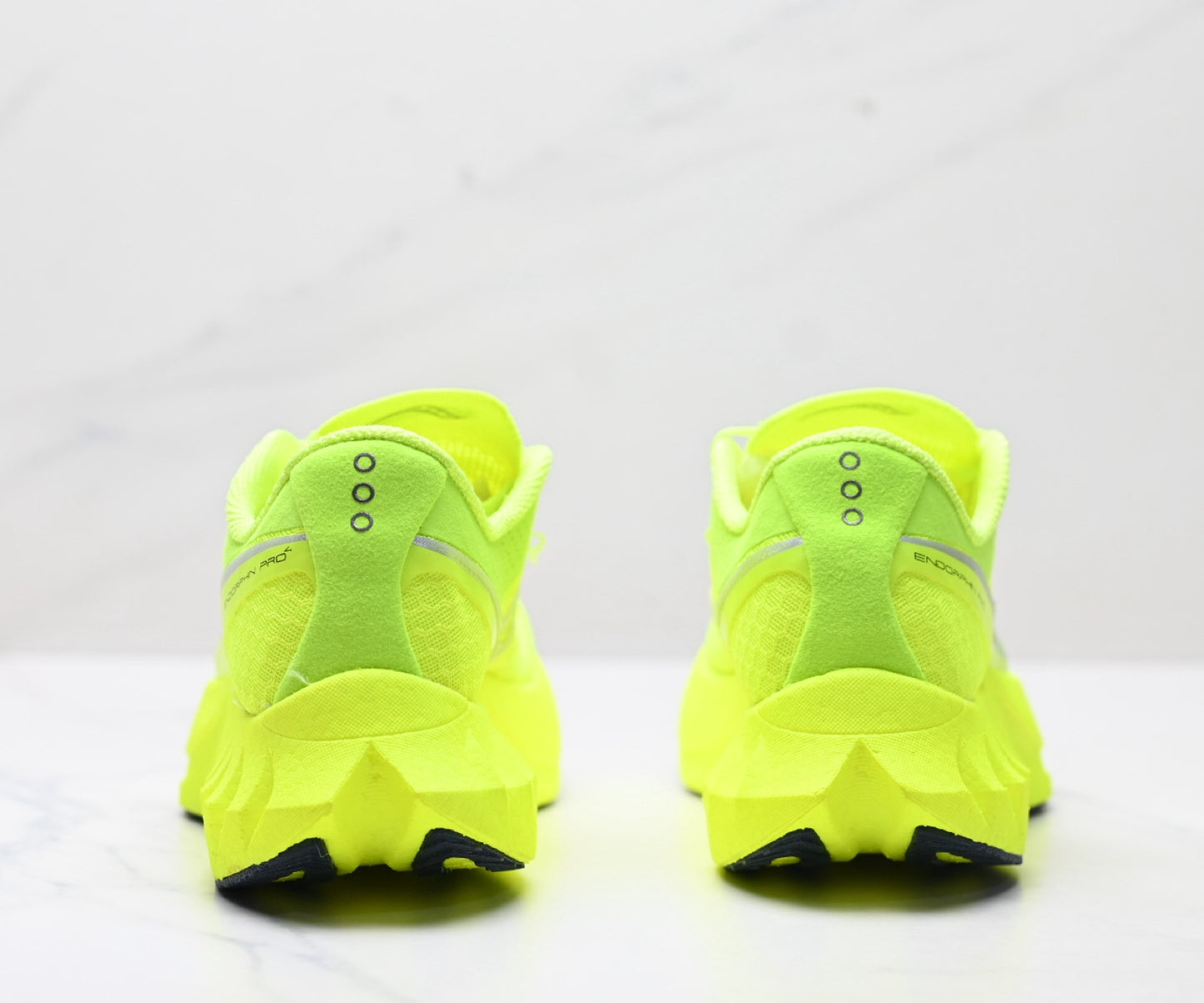 Saucony ENDORPHIN PRO4 Green Running Sneaker