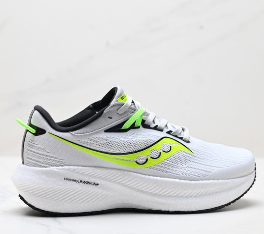 Saucony Triumph 21 White-Green Ultralight Running Sneaker