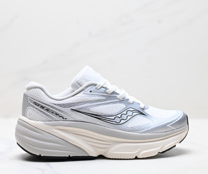 Saucony Guard AMR Lightweight Cushioned Sneaker