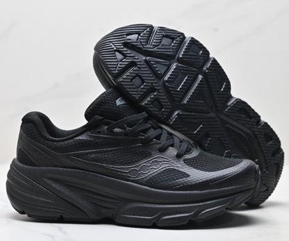 Saucony Guard AMR Black Lightweight Cushioned Sneaker