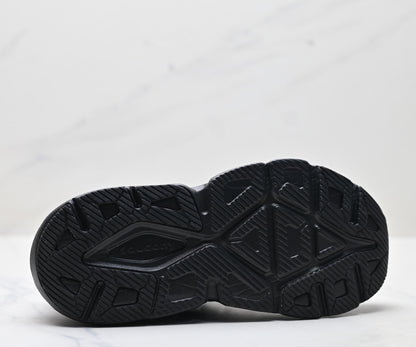 Saucony Guard AMR Black Lightweight Cushioned Sneaker