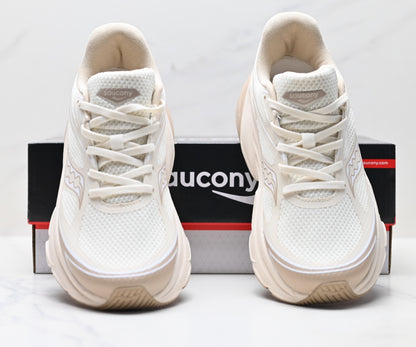 Saucony Guard AMR Beige Lightweight Cushioned Sneaker
