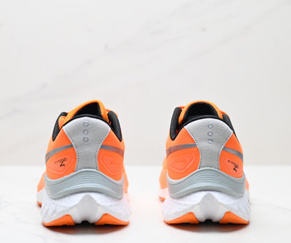 Saucony SPEED 4 Orange Running Sneaker